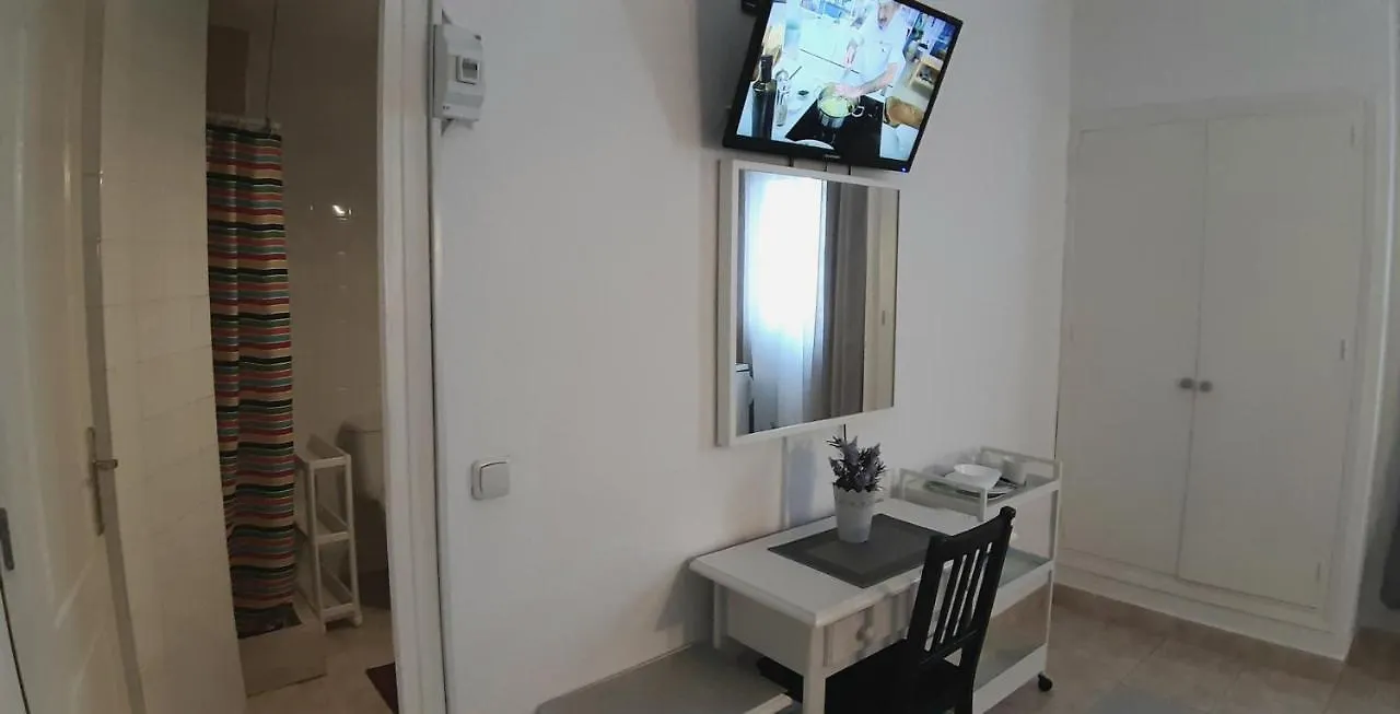 Hostal Nevada Fuengirola Hostel