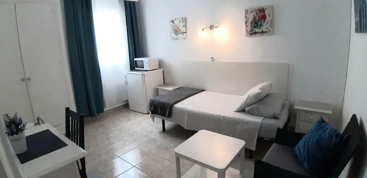 Hostal Nevada Fuengirola Hostel